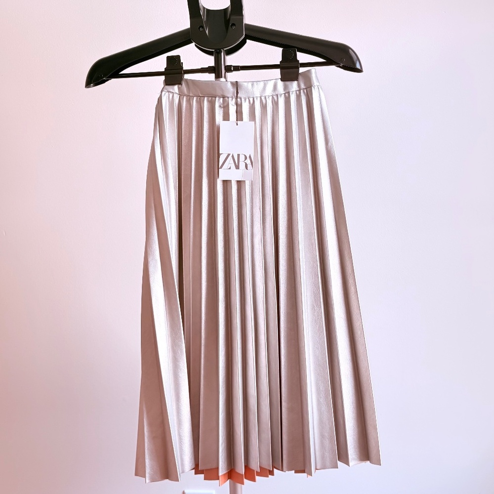 Zara pleated silver skirt